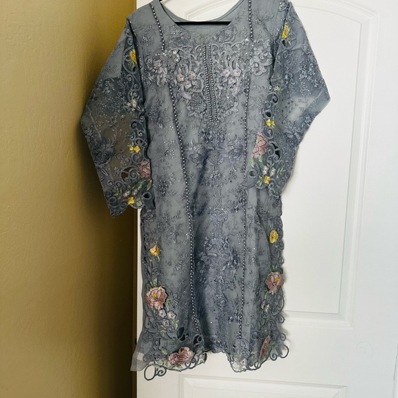 Pakistani brand new 3 piece full embroidered Maria b luxury organza dress size L - Picture 11 of 16